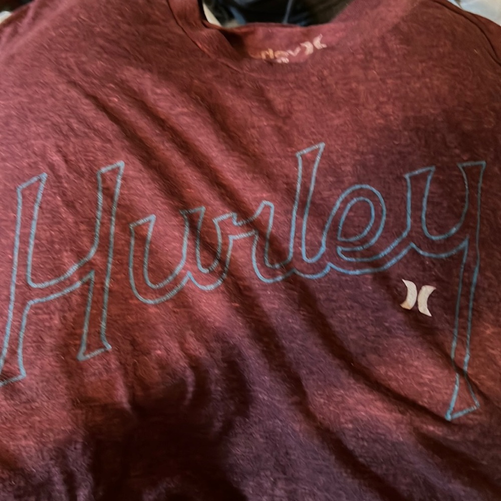 Hurley tee